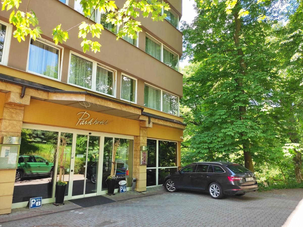 Parkhotel Соколов Екстериор снимка