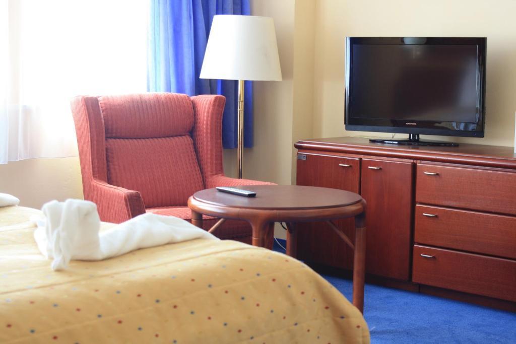 Parkhotel Соколов Екстериор снимка